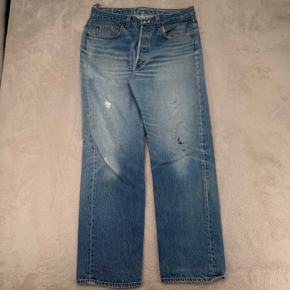 Vintage Levis 501 Jeans Mens 32x29 Blue Preowned Flaws Stains Faded Distressed